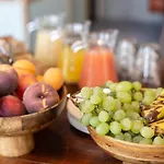 Jost Gare St Jean