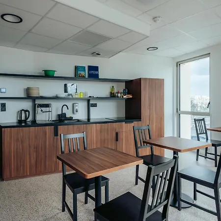 JOST Auberge de Jeunesse Bordeaux Gare St Jean *