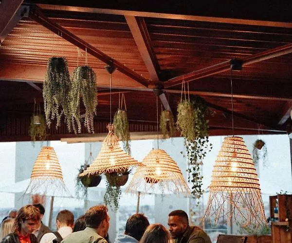 Jost Gare St Jean Auberge de jeunesse Bordeaux