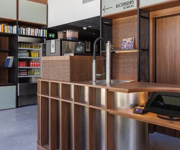 Jost Gare St Jean Auberge de jeunesse