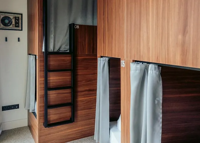 Jost Gare St Jean Auberge de jeunesse