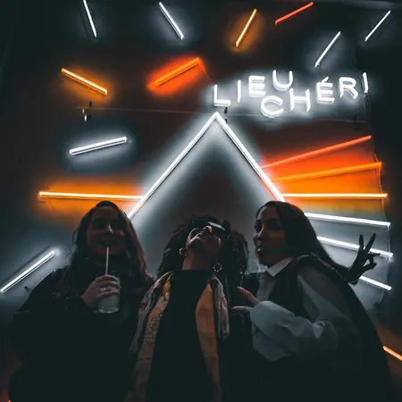 Jost Gare St Jean Hostel Bordeaux